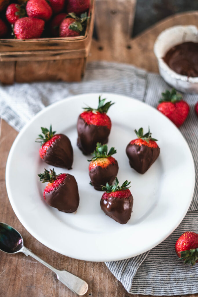 Dark Covered Chocolate Strawberries on a one plate.