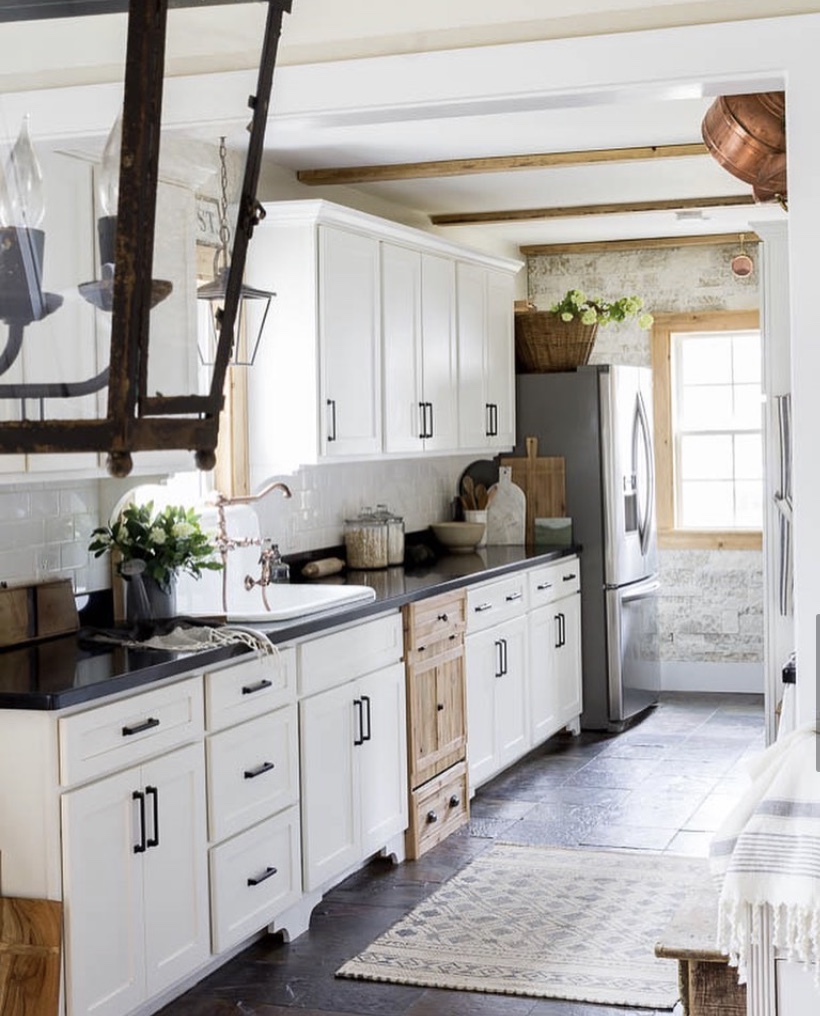 English Cottage Home Tour: Pine and Prospect Home | B Vintage Style