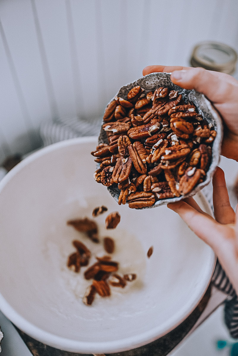 Easy To Make Caramelized Pecans | B Vintage Style