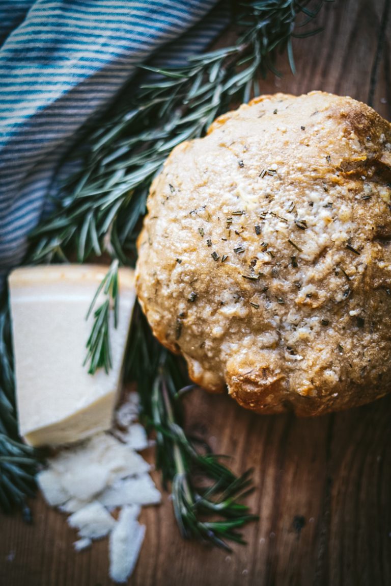 Rosemary Parmesan Bread Recipe (Dutch Oven)